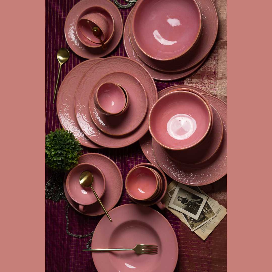 Blush pink dinner discount set