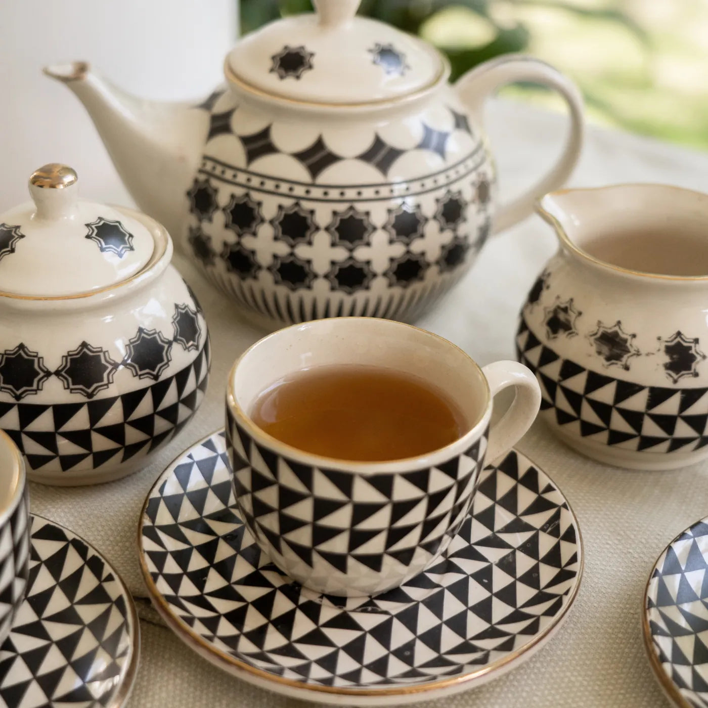 Shatranj Maharani Printed Ceramic Tea Set of 11 pcs