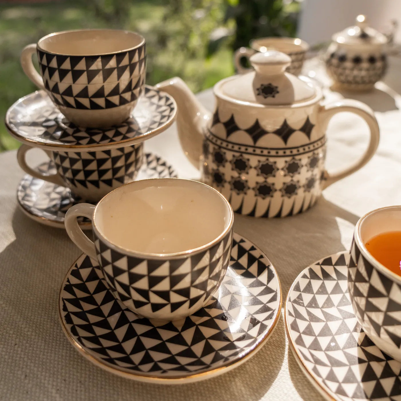 Shatranj Maharaja Printed Ceramic Tea Set of 15 pcs